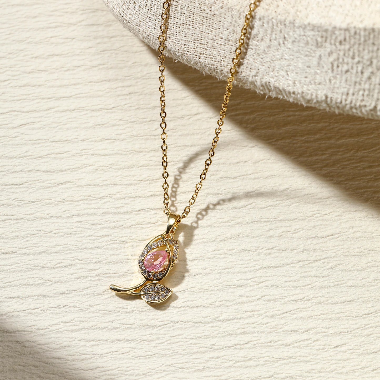 🌸 Palora Rosy Dew Necklace